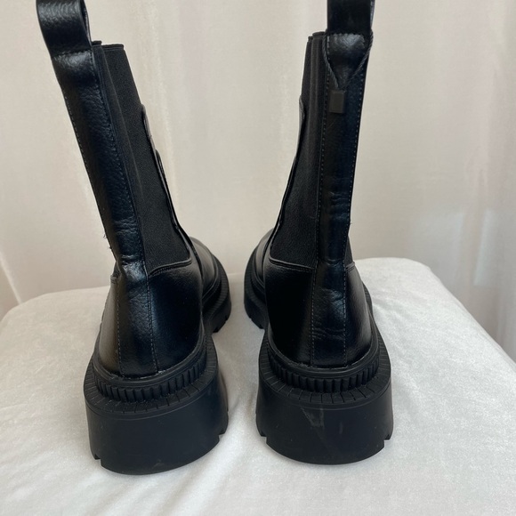 Mango Syria black faux leather ankle lugg boots track platform size 8.5 US NWT - Picture 4 of 5